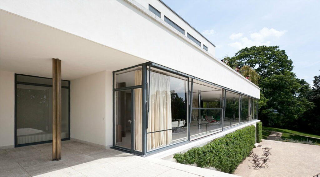 The glass wall of Villa Tugendhat